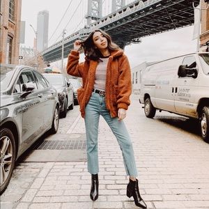 Meet your Posher, Marina